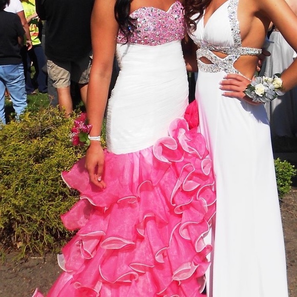 Pink and white Alyce Paris gown - Picture 2 of 7